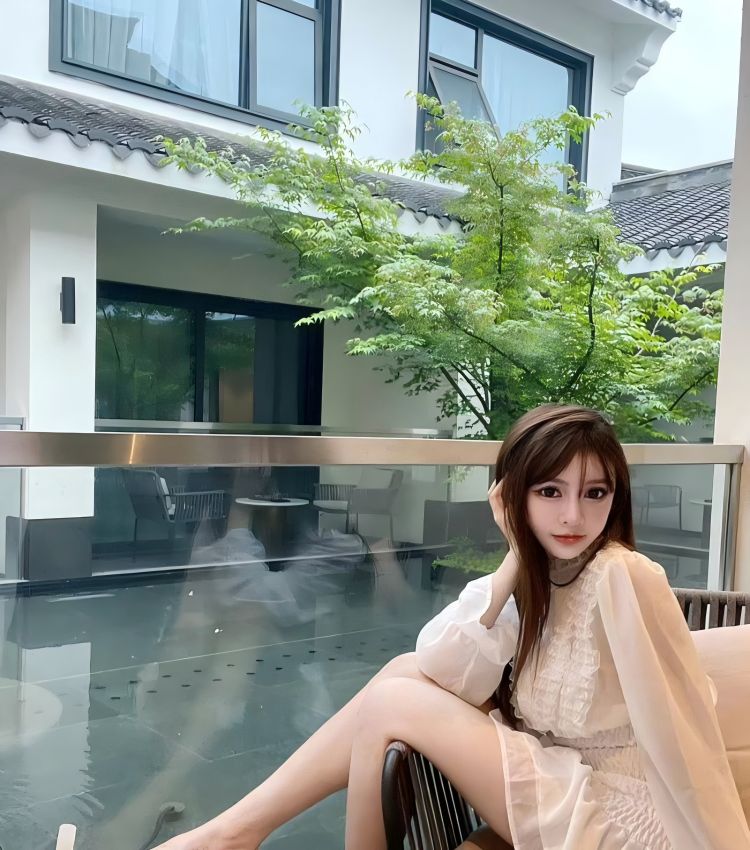 三年中文在线观看免费高清第3季,最新好看的经典电影在线观看